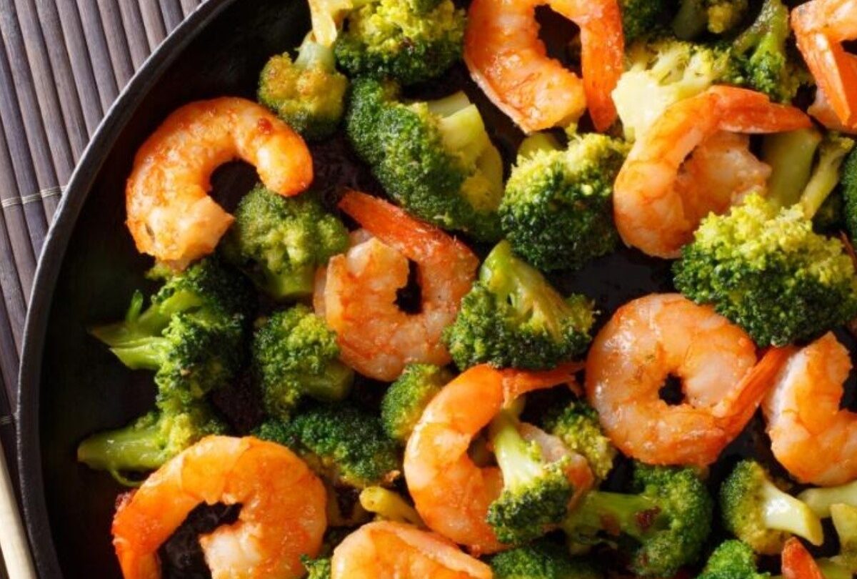 Ensalada con camarones y brócoli receta fácil y rápida |