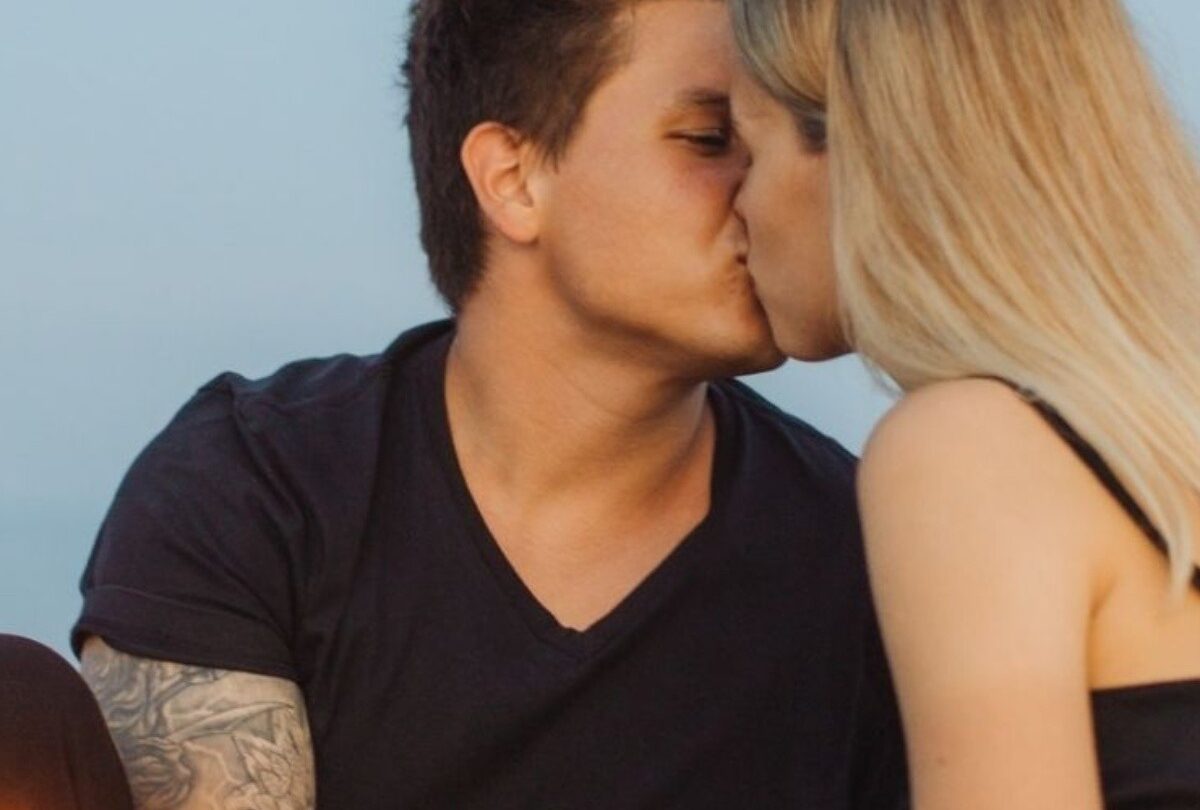 Por qué tu ex ya sale con alguien más y tú no lo superas aún |