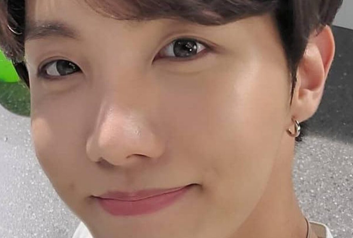ARMY celebra a J Hope con una donación a su ciudad natal |