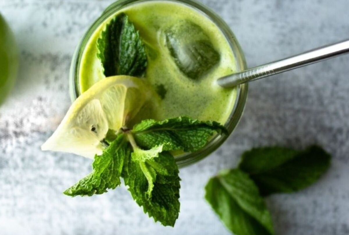 Jugo verde con avena para limpiar tu cuerpo y poder adelgazar sin sufrir hambre |