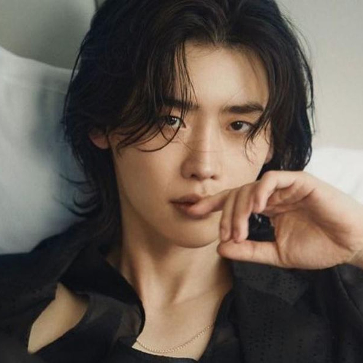 Lee Jong Suk comparte valiosos consejos sobre el amor