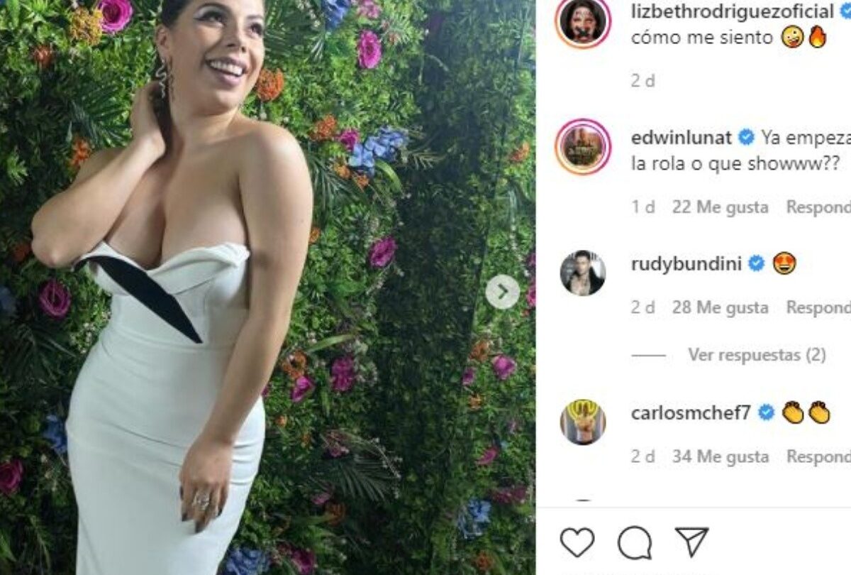 En vestido ajustado Kimberly Loaiza reta a Lizbeth Rodríguez |