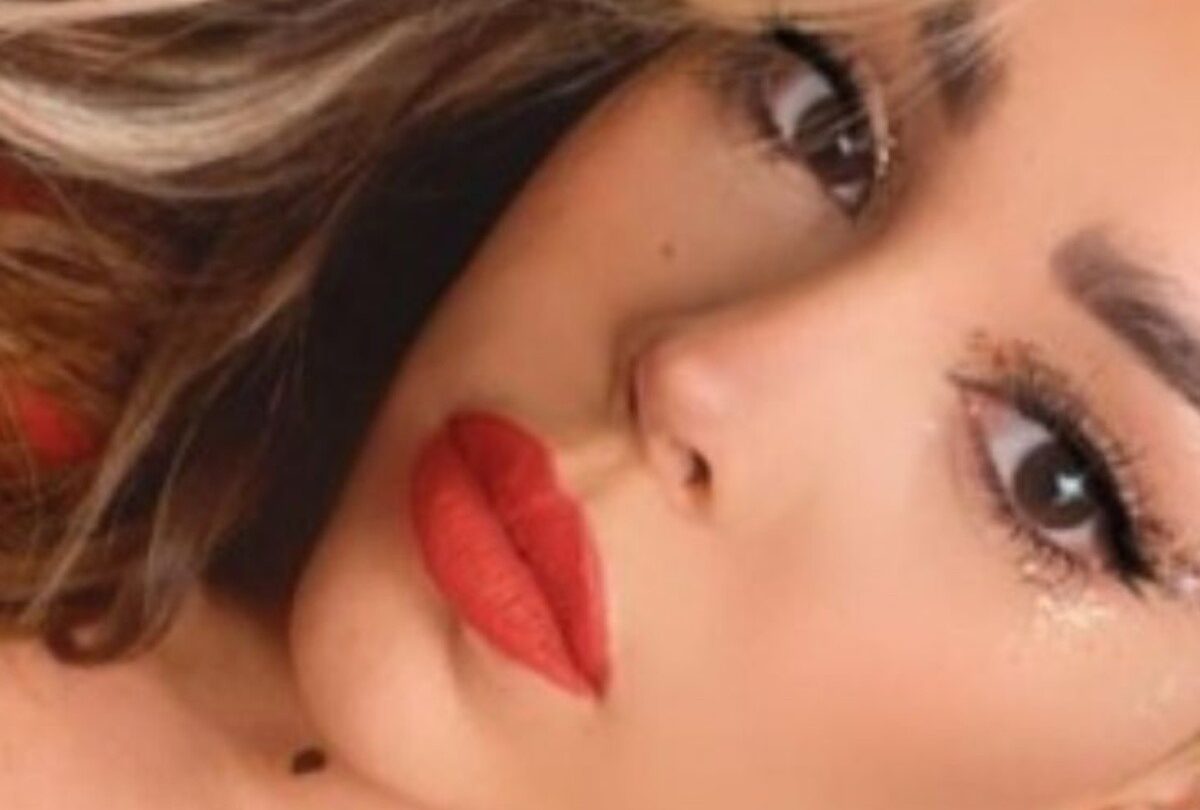 Mamá de Danna Paola parece su hermana |