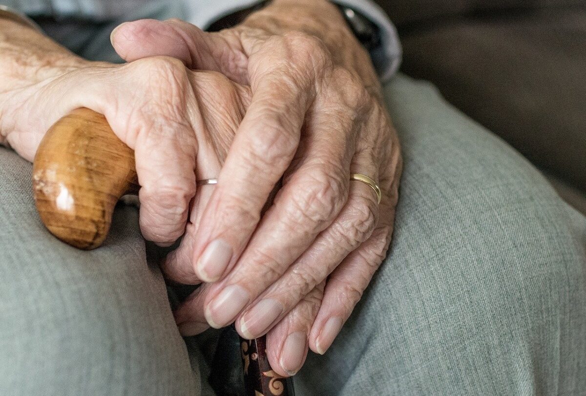 Pareja muere de covid 19 con horas de diferencia tras 50 años juntos |