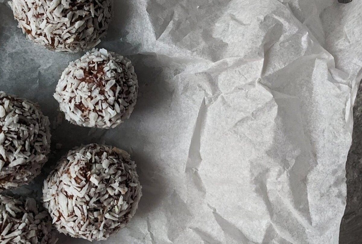 Receta de trufas de chocolate y coco postre fácil y rápido |