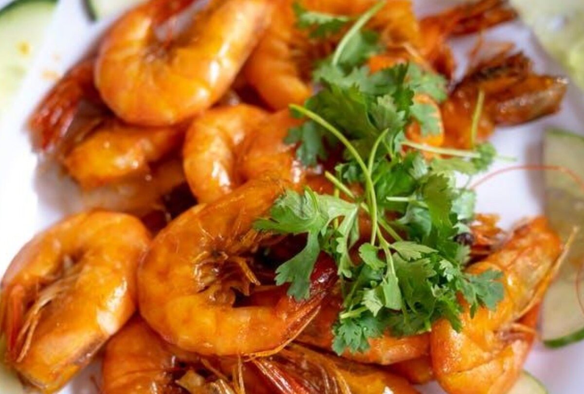 Botana extra picante de camarones secos al chipotle y pepinos |