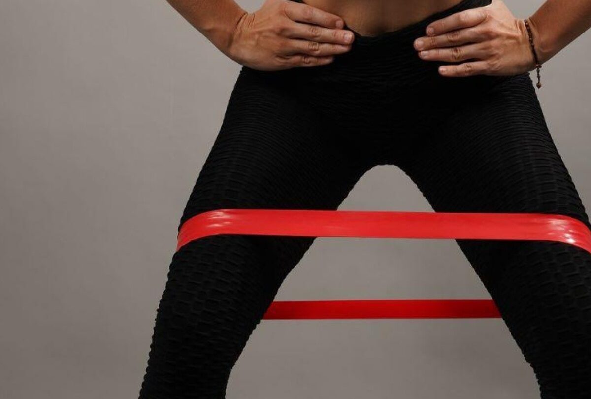 Cuántas sentadillas diarias hay que hacer para levantar los glúteos |