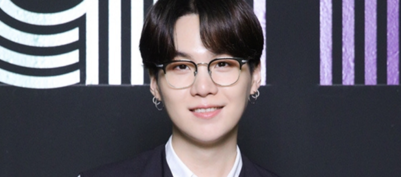 Suga de BTS actualiza a sus fans sobre su proceso de rehabilitación