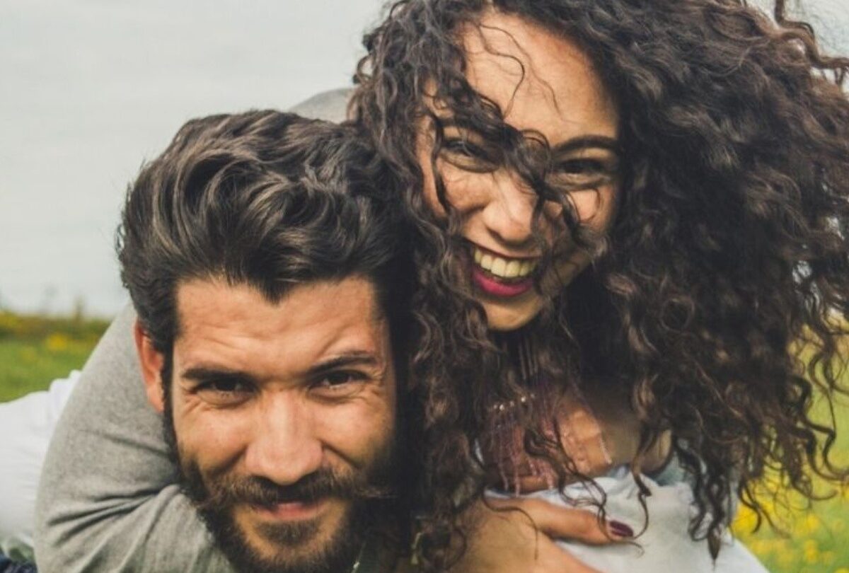 Ventajas y desventajas de comenzar una relación con un extranjero |