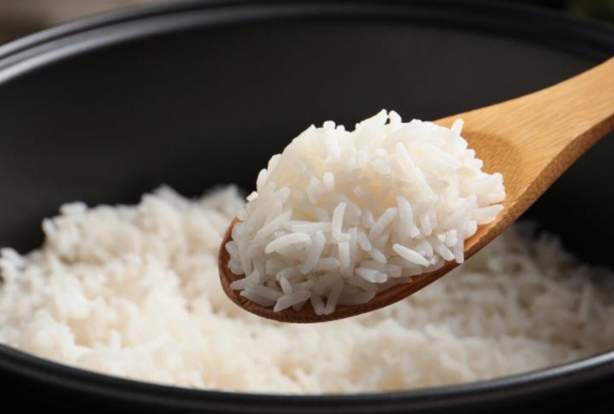 Receta de arroz blanco con mantequilla para que quede esponjoso |