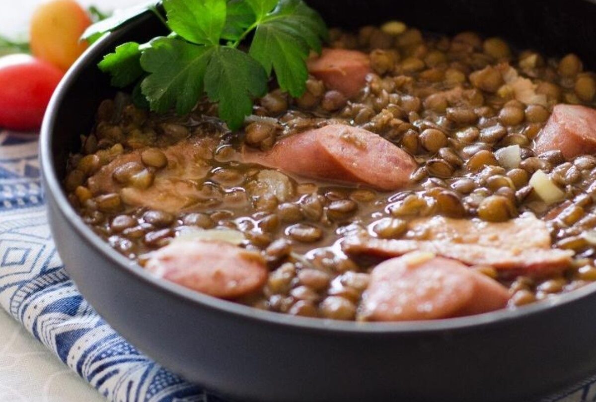 Receta de sopa de lentejas con salchicha fácil en 15 minutos |