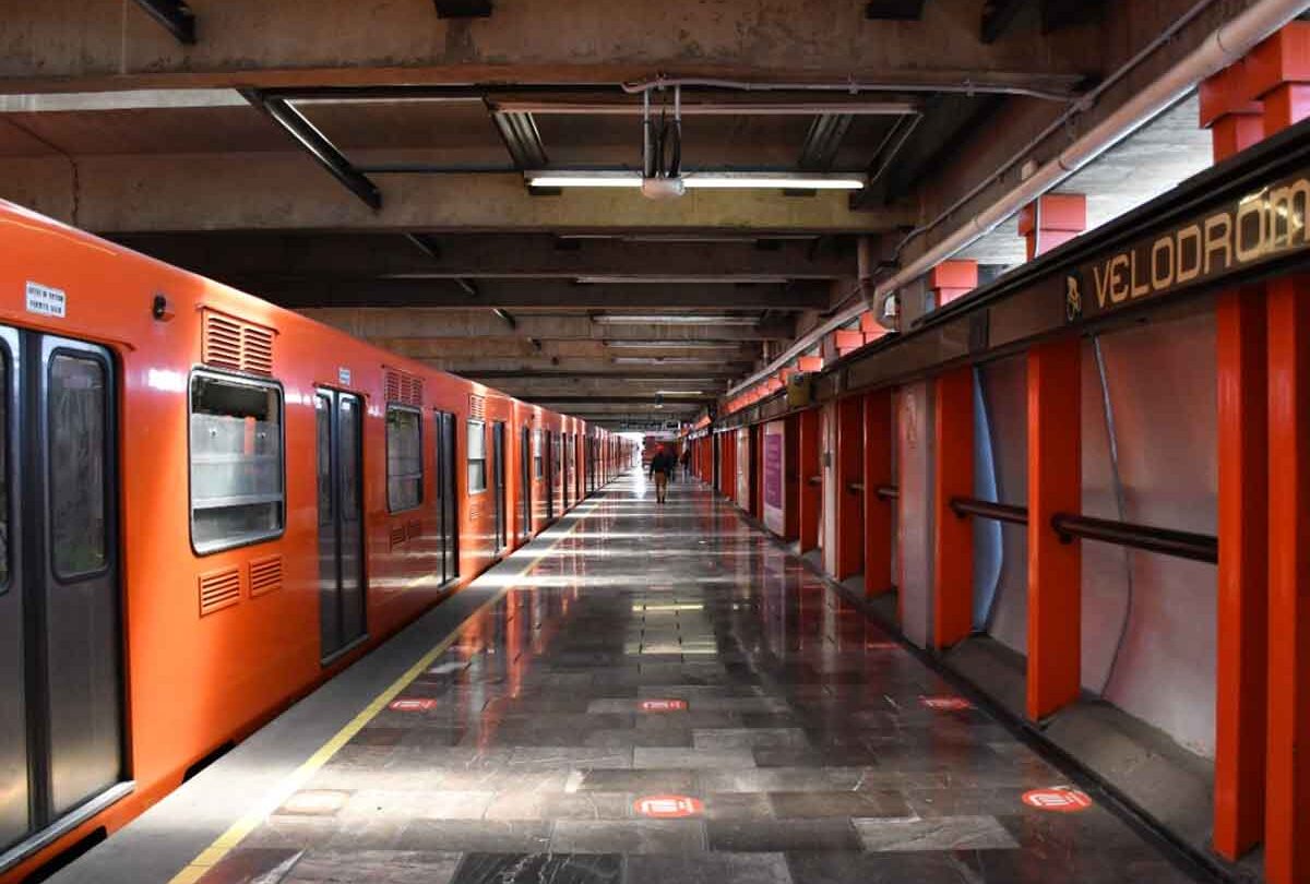 Metro anuncia cierre en tres estaciones de Línea 9