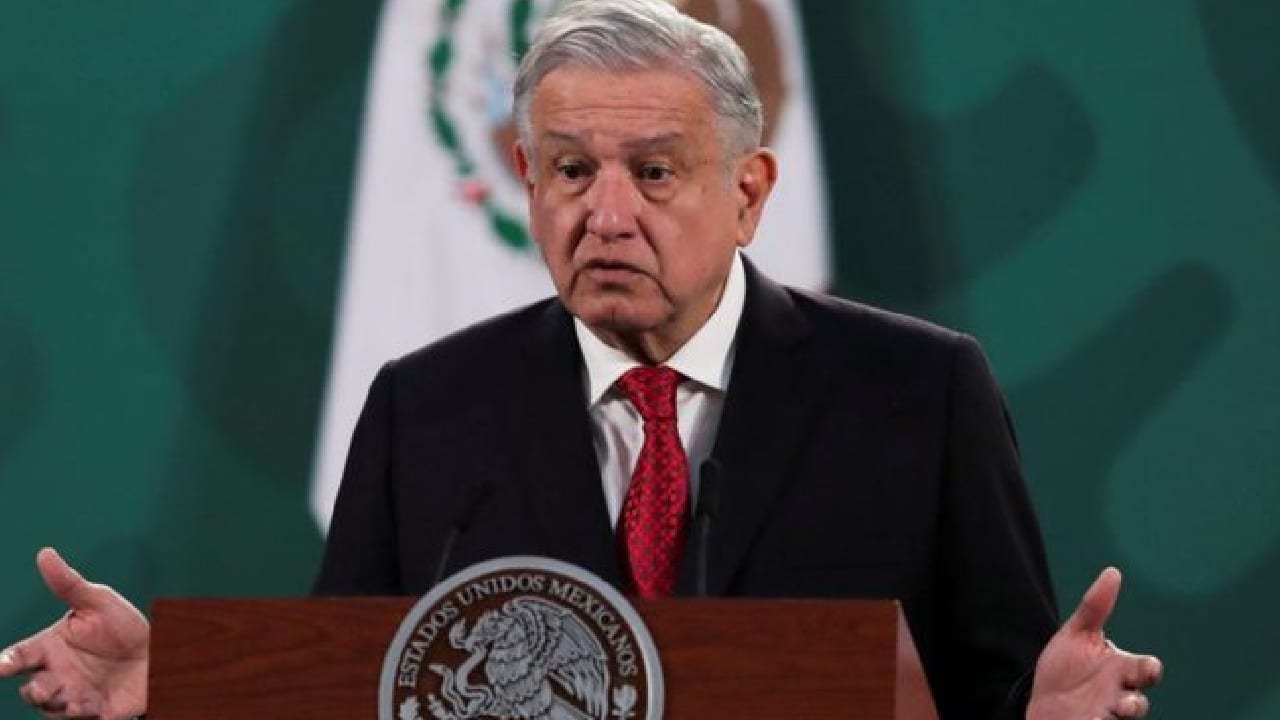 AMLO: Adversarios usan incendios en la sierra en contra de la 4T