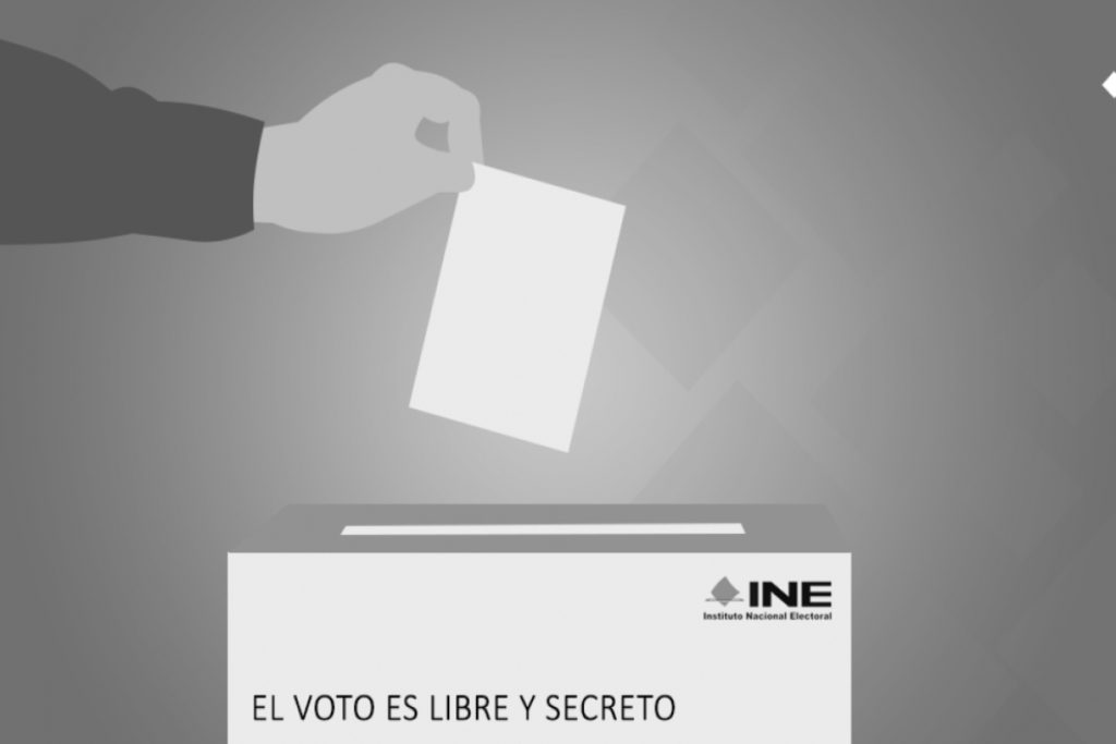 Activa tu credencial para votar con una sola llamada