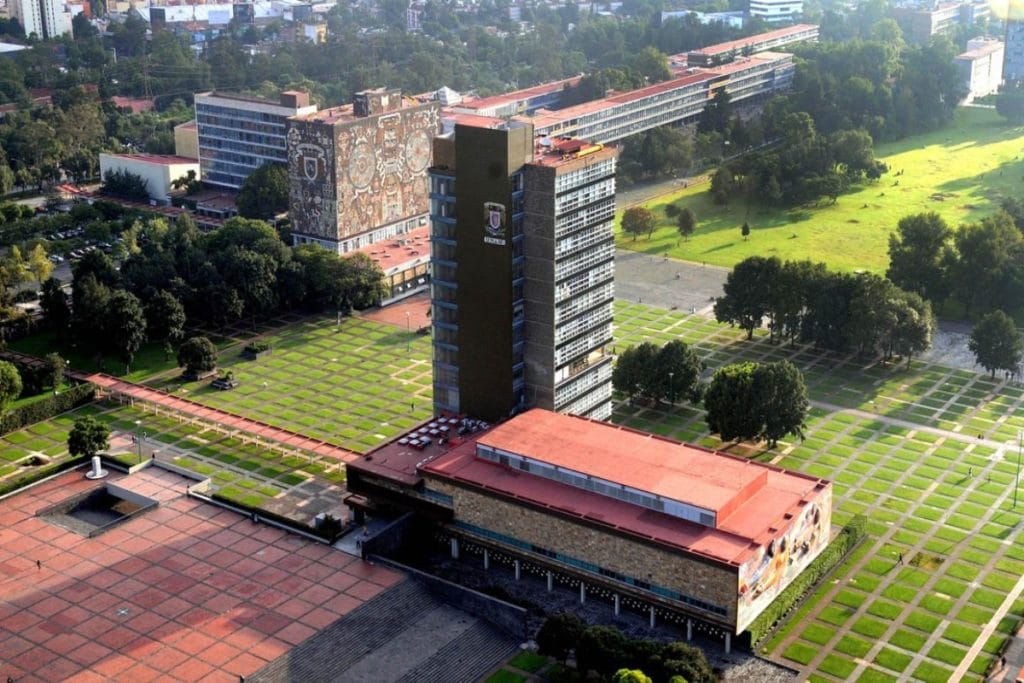 “Algunos volveremos a clases en agosto, pero no será como antes” UNAM JO4