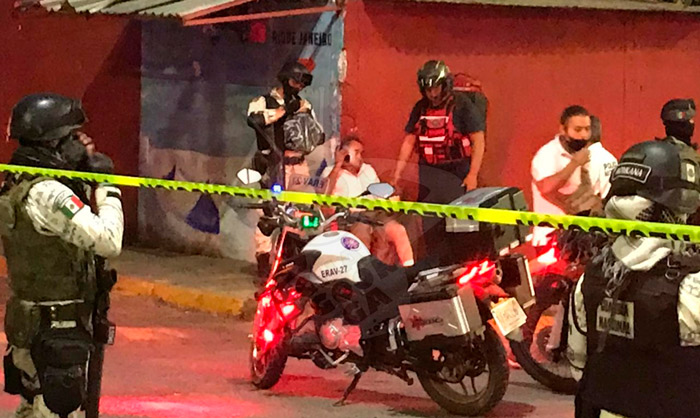 #MichoacánRojo Persecución Policíaca Dejó Un Taxista Lesionado En Uruapan