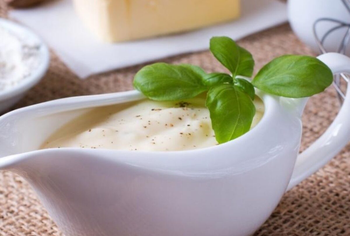 Cómo hacer salsa Bechamel para lasaña receta fácil con Maizena |