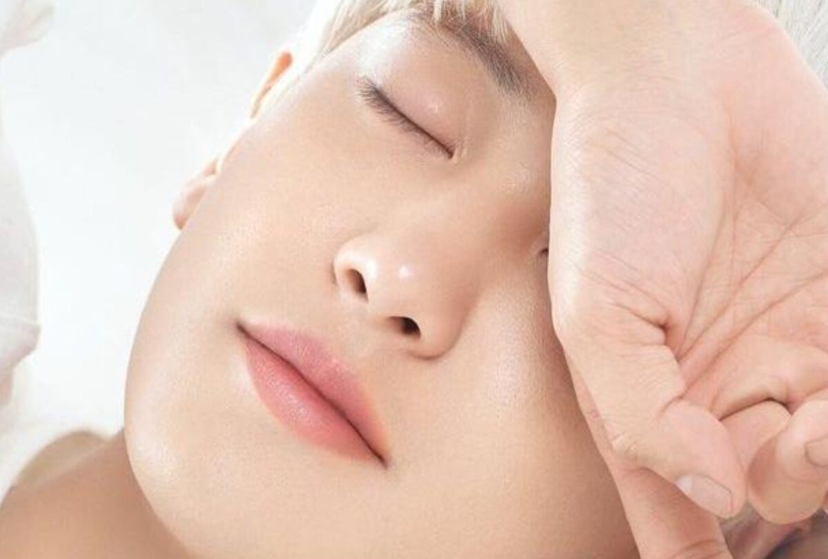 Chanyeol le regala a EXO L una flor con un significado especial |