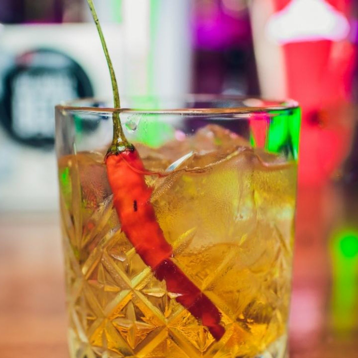 4 recetas con licor de chile ancho para todos los gustos