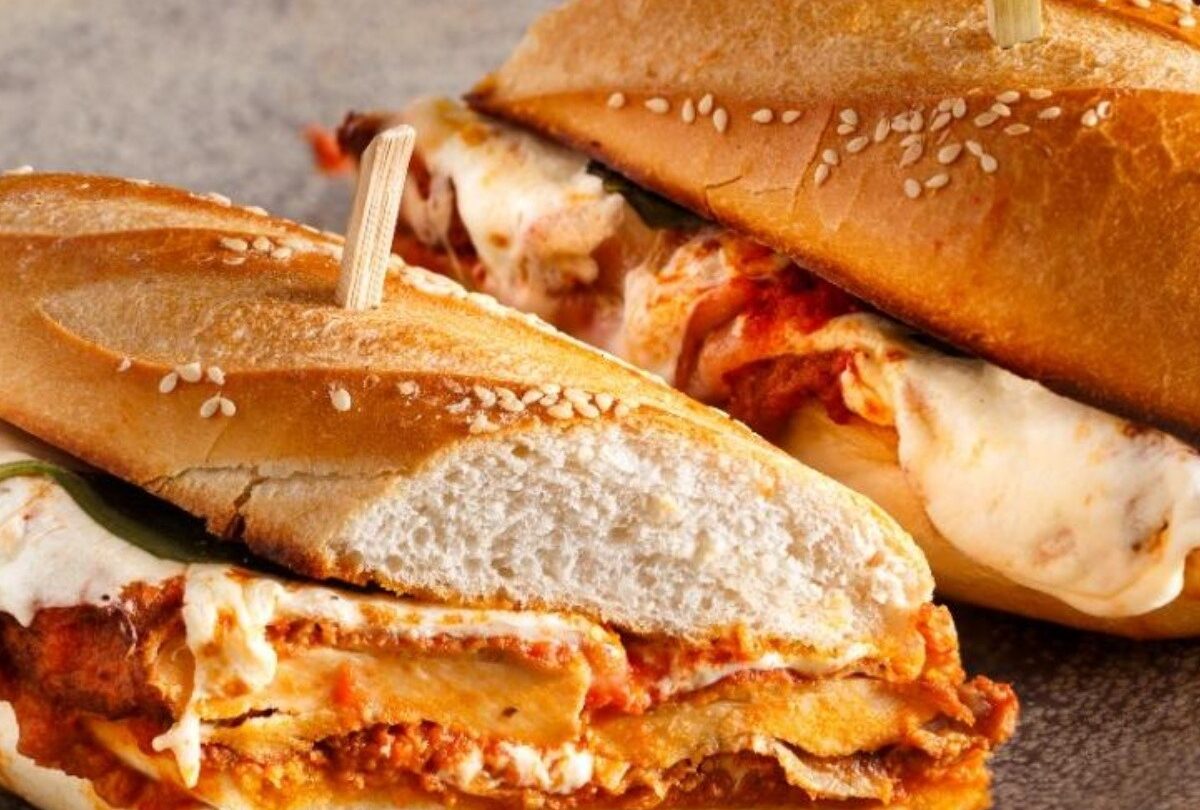 Pollo a la parmesana receta italiana para hacer en sándwich |