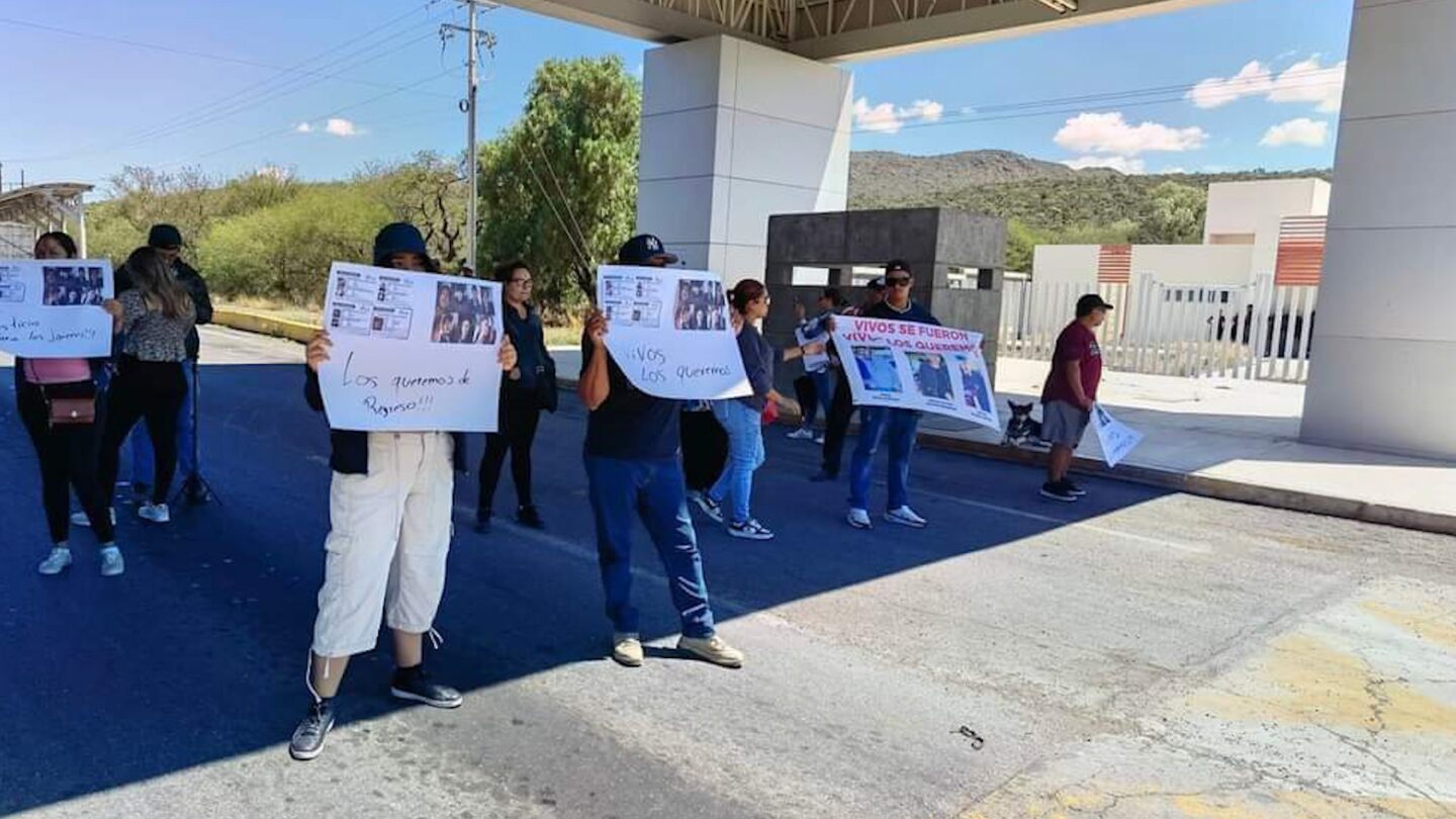 Familiares de jóvenes desaparecidos de Villanueva exigen justicia y respuestas a las autoridades