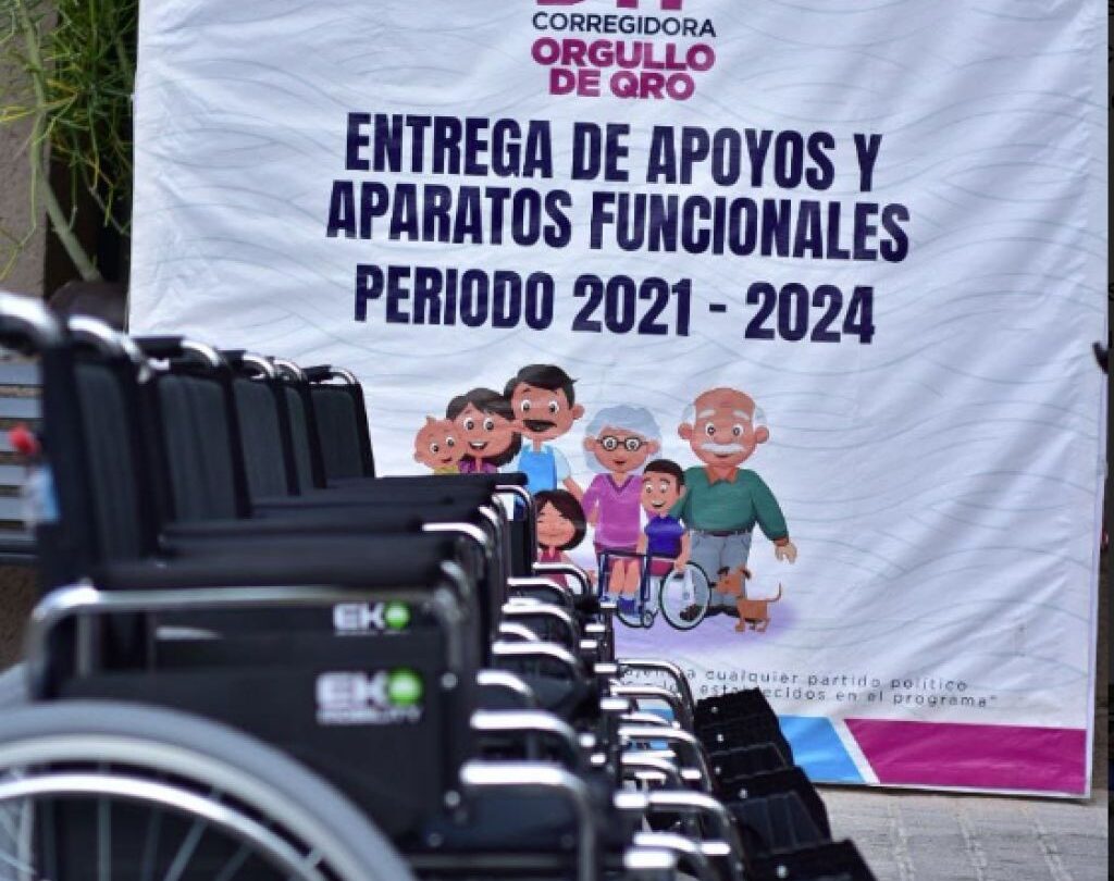 SMDIF de Corregidora brinda apoyo a personas vulnerables con la entrega de aparatos funcionales |