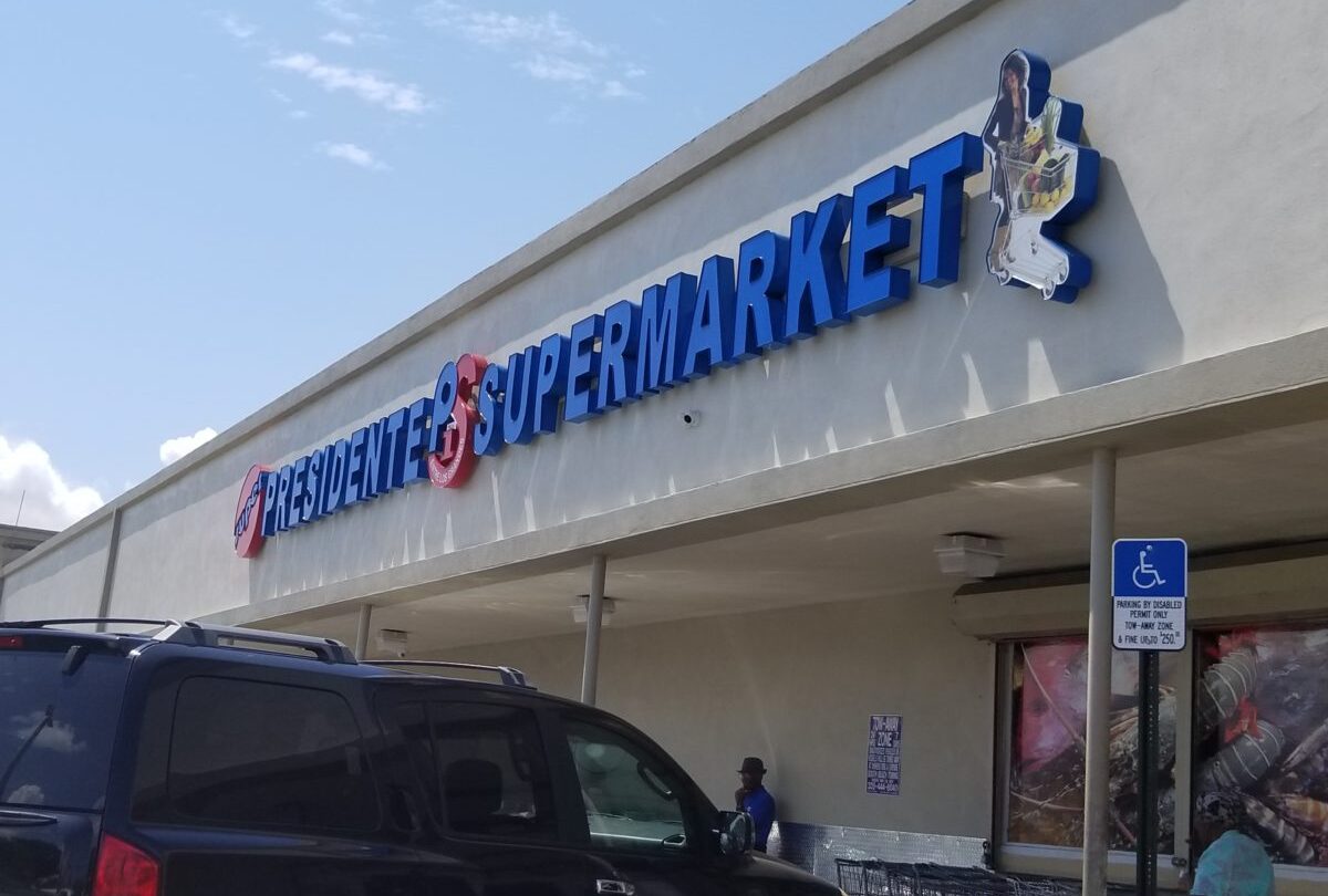 Acusan al dueño de una famosa cadena de supermercados de Miami por el homicidio del amante de su esposa |