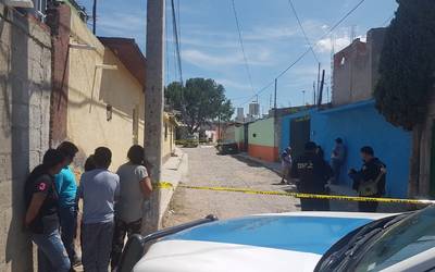 Apuñalan a sujeto al interior de su vivienda, en San Juan del Río