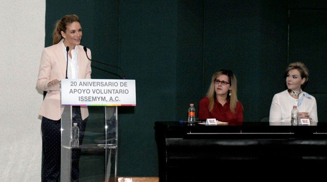 ASISTE FERNANDA CASTILLO DE DEL MAZO A INAUGURACIÓN DE ALBERGUE DE ISSEMYM