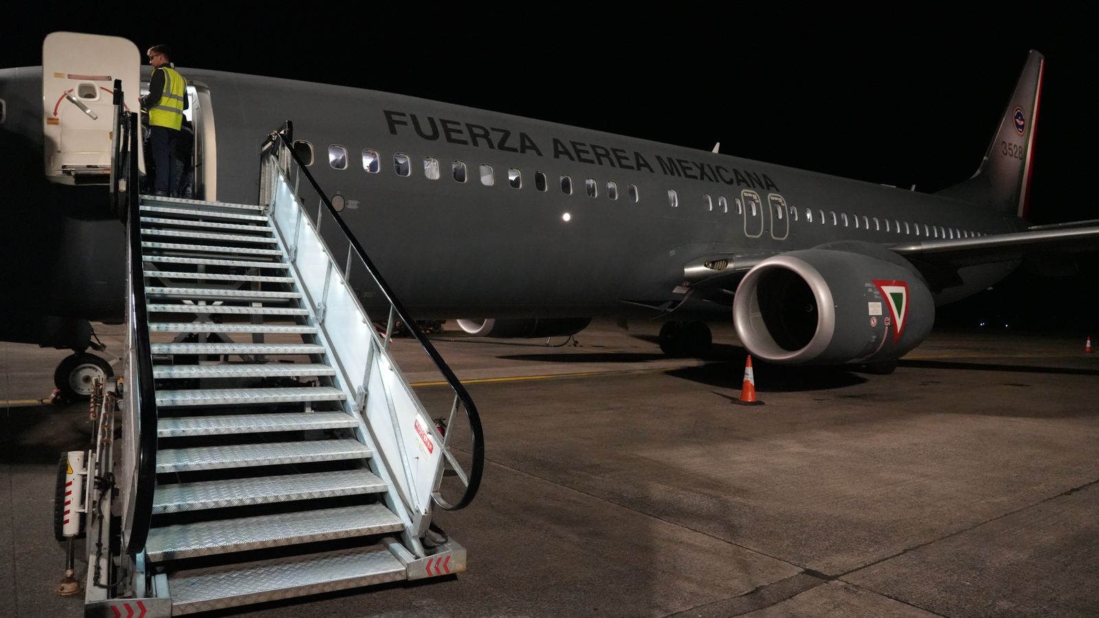 Aterriza en Israel el primer avión de la FAM para rescatar a mexicanos varados