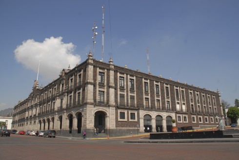 BRINDA SERVICIOS EN SEDES ALTERNAS PERSONAL DE OFICINAS UBICADAS EN PLAZA TOLUCA