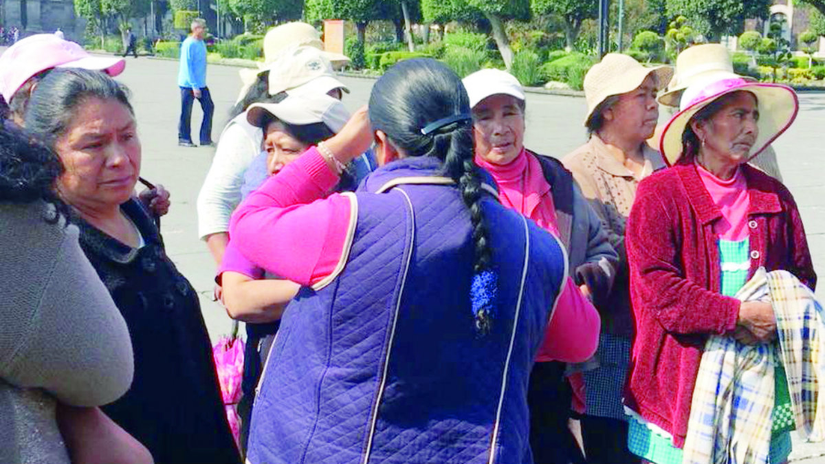 Comuneros de Acazulco exigen garantías por sus terrenos