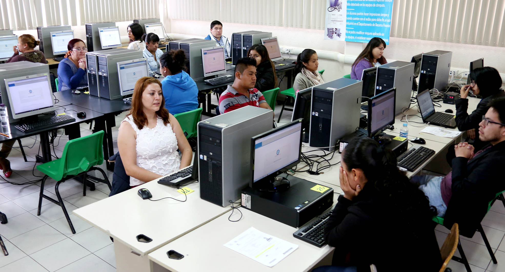 CONVOCAN A INSTITUCIONES EDUCATIVAS A PRESENTAR  PROPUESTAS DE CAPACITACIÓN Y ACTUALIZACIÓN DOCENTE