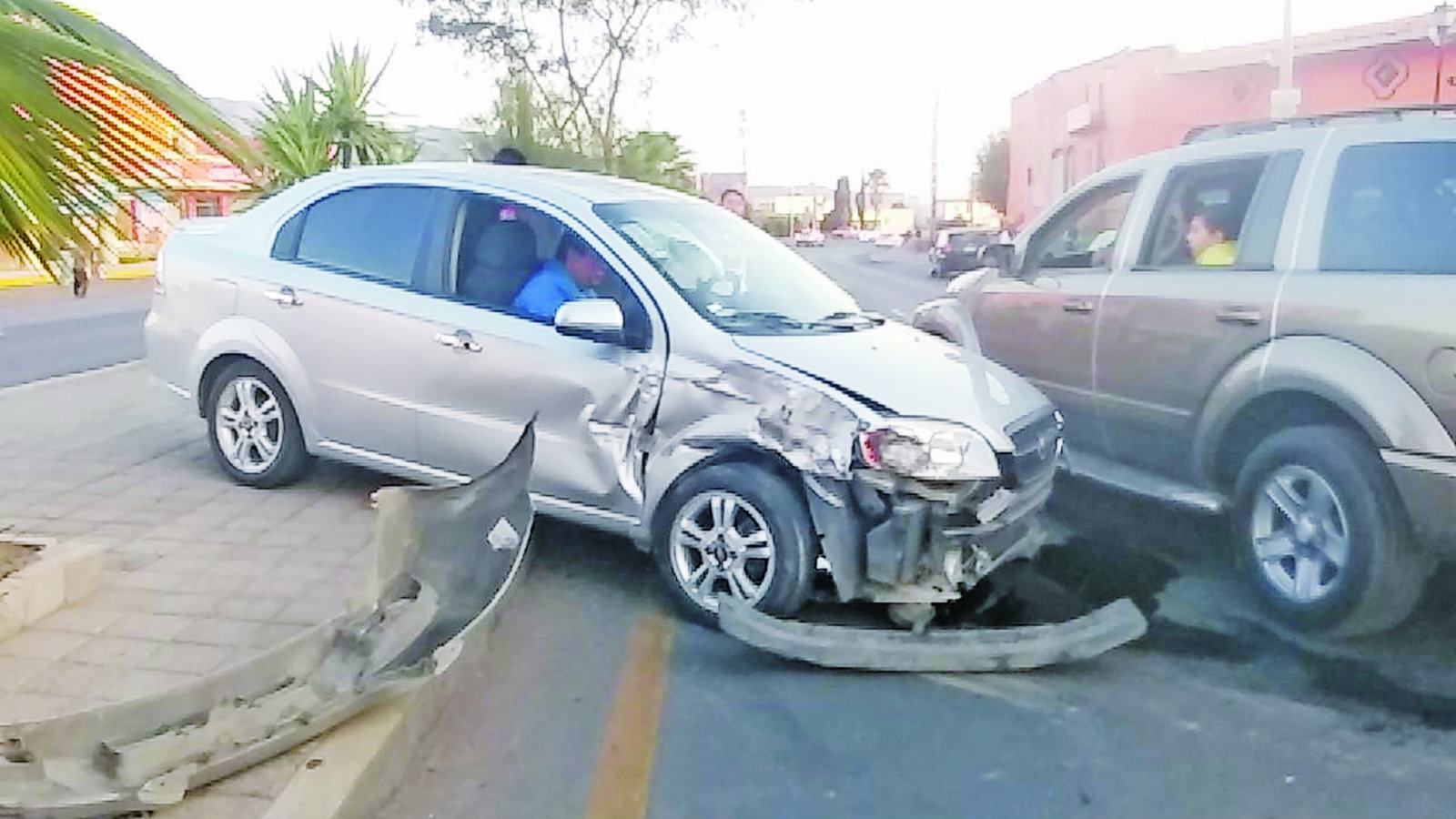 Copiloto resulta lesionado durante encontronazo, en Tequisquiapan