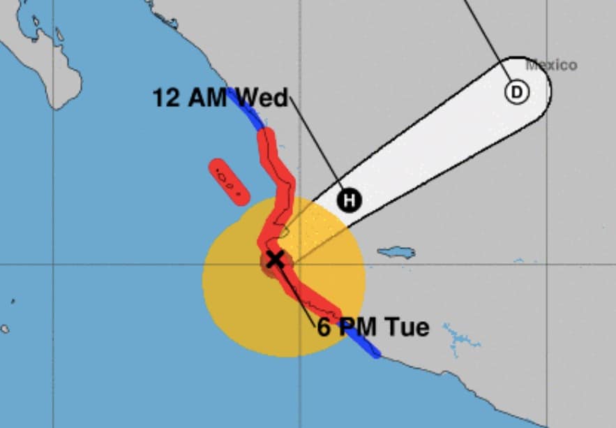 El huracán Lidia impacta en Las Peñitas, Jalisco como categoría 4