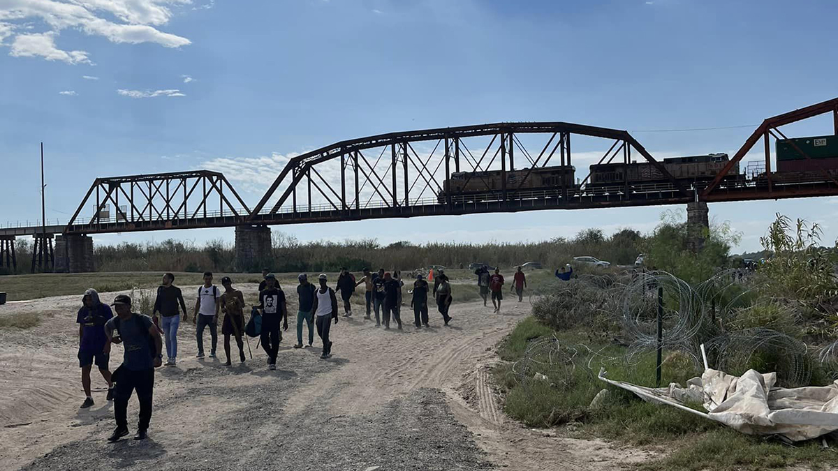 Emergencia migratoria en Eagle Pass: El cierre del Puente 1 y la llamada al Gobierno de México