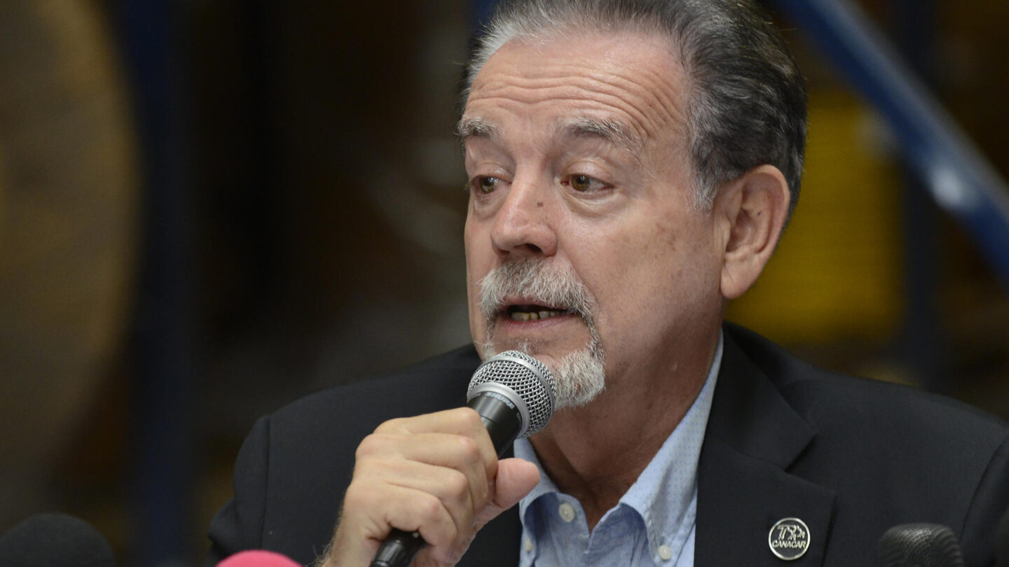 Empresarios mexicanos denuncian bloqueo de exportaciones en la frontera con Texas y caída en la producción |