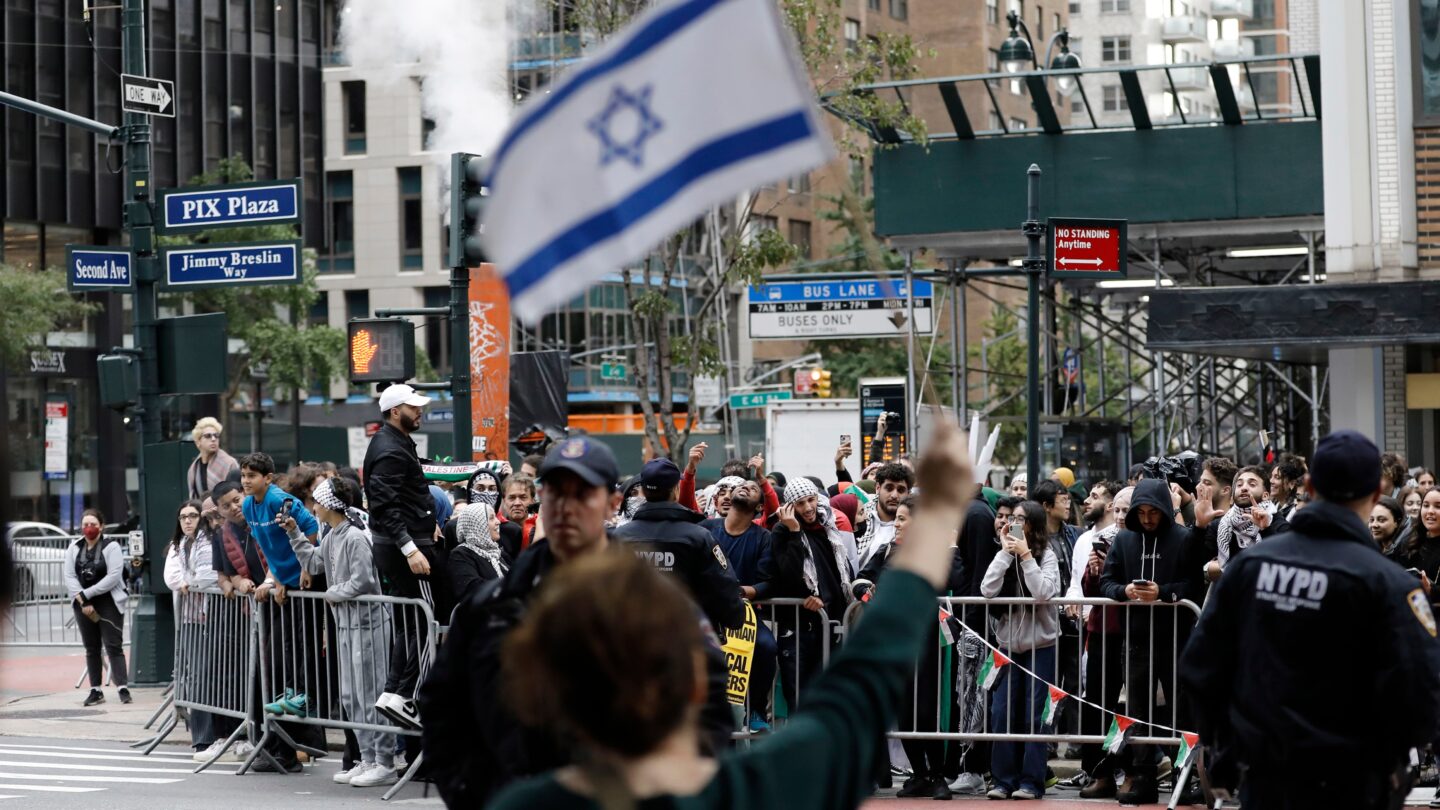 Enfrentamiento entre simpatizantes de Israel y Palestina en Florida Un reflejo de la tensión en Medio Oriente |