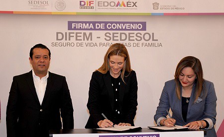 FIRMAN DIFEM Y SEDESOL CONVENIO PARA FORTALECER EL PROGRAMA SEGURO DE VIDA PARA JEFAS DE FAMILIA