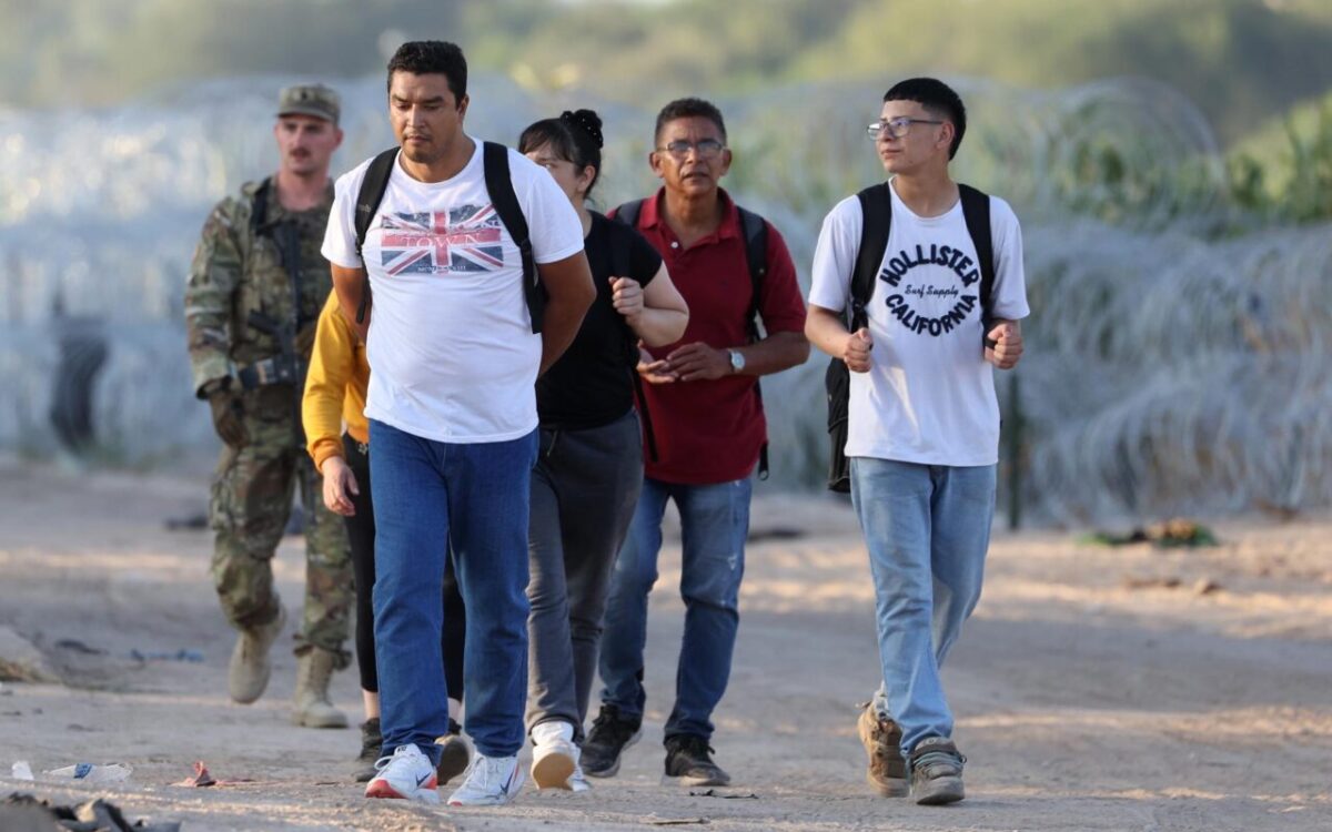 Impacto de las medidas antimigrantes de Texas en la inflación y escasez de alimentos en la frontera de México.