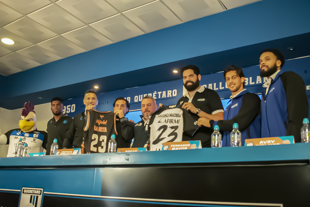 La Reta: Un juego solidario entre los Libertadores y los Gallos que apoyará la colecta invernal 2023 del DIF Estatal de Querétaro