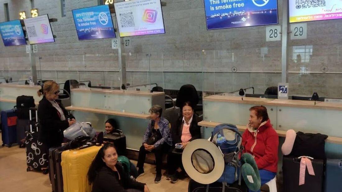 Mexicanos varados en Israel logran salir por su cuenta tras larga espera