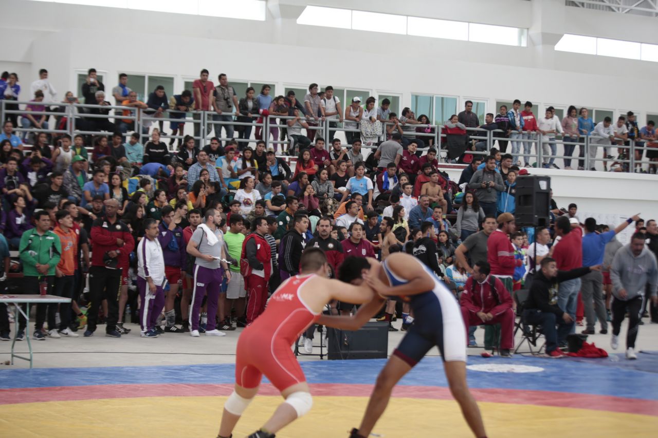 PARTICIPAN 810 DEPORTISTAS EN EL CAMPEONATO NACIONAL DE LUCHAS ASOCIADAS