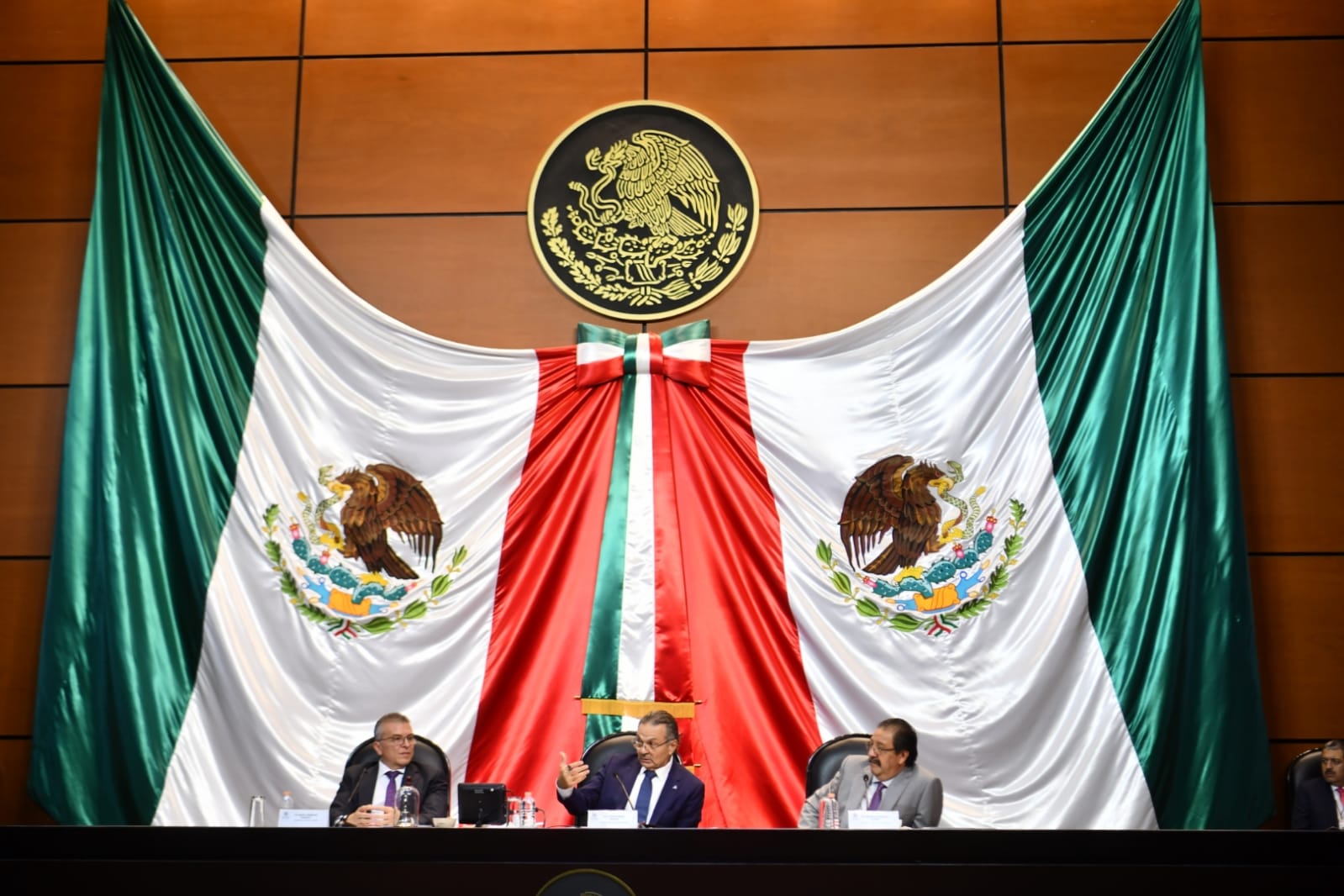 Pemex reduce su meta de producción de crudo a 1.88 millones de barriles diarios: ¿qué significa esto para México?