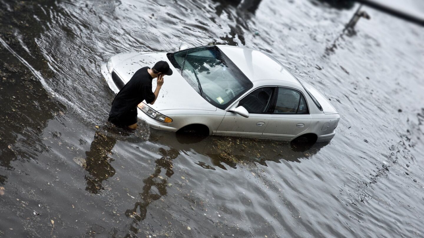 Qué hacer si tu auto queda atrapado en una inundación Recomendaciones de la Conagua para mantenerse seguro |