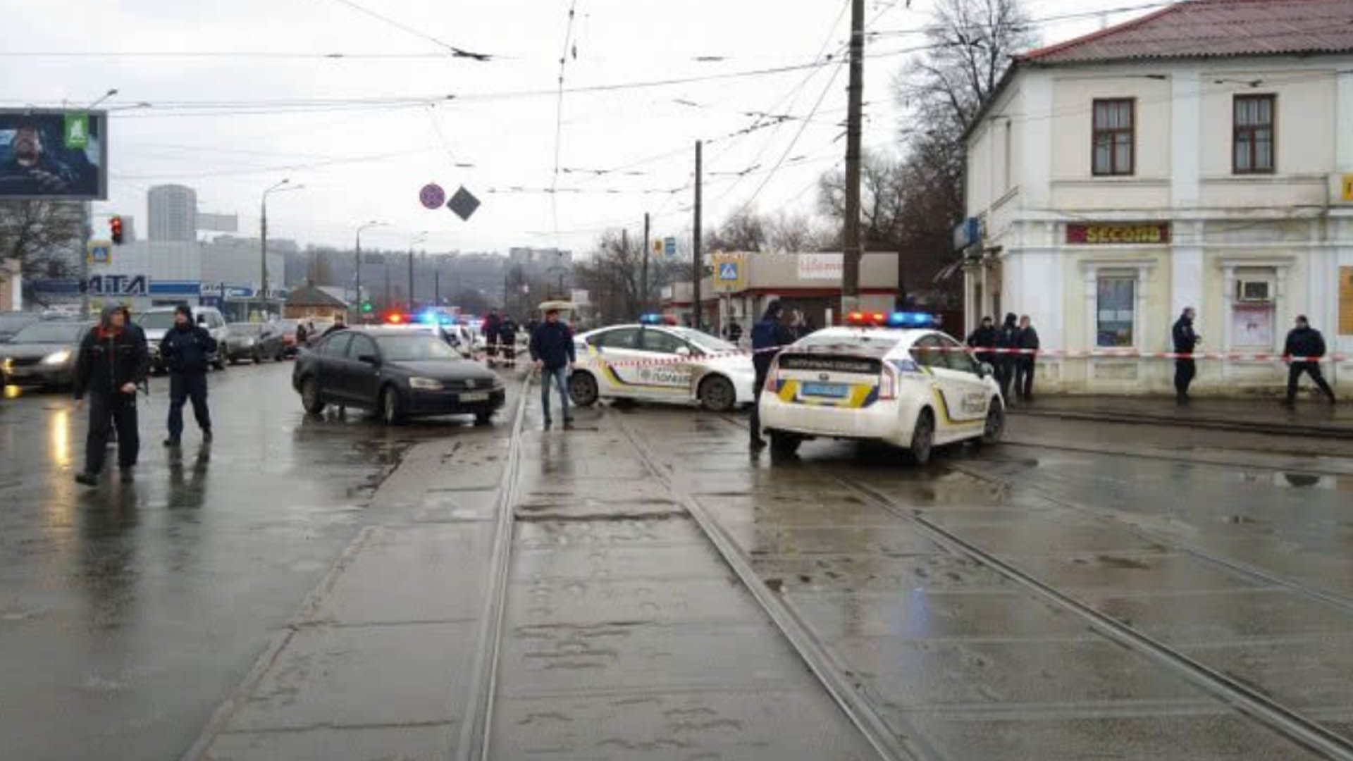 Toma de rehenes en Ucrania: una persona que lleva un cinturón explosivo se atrincheró en una oficina postal