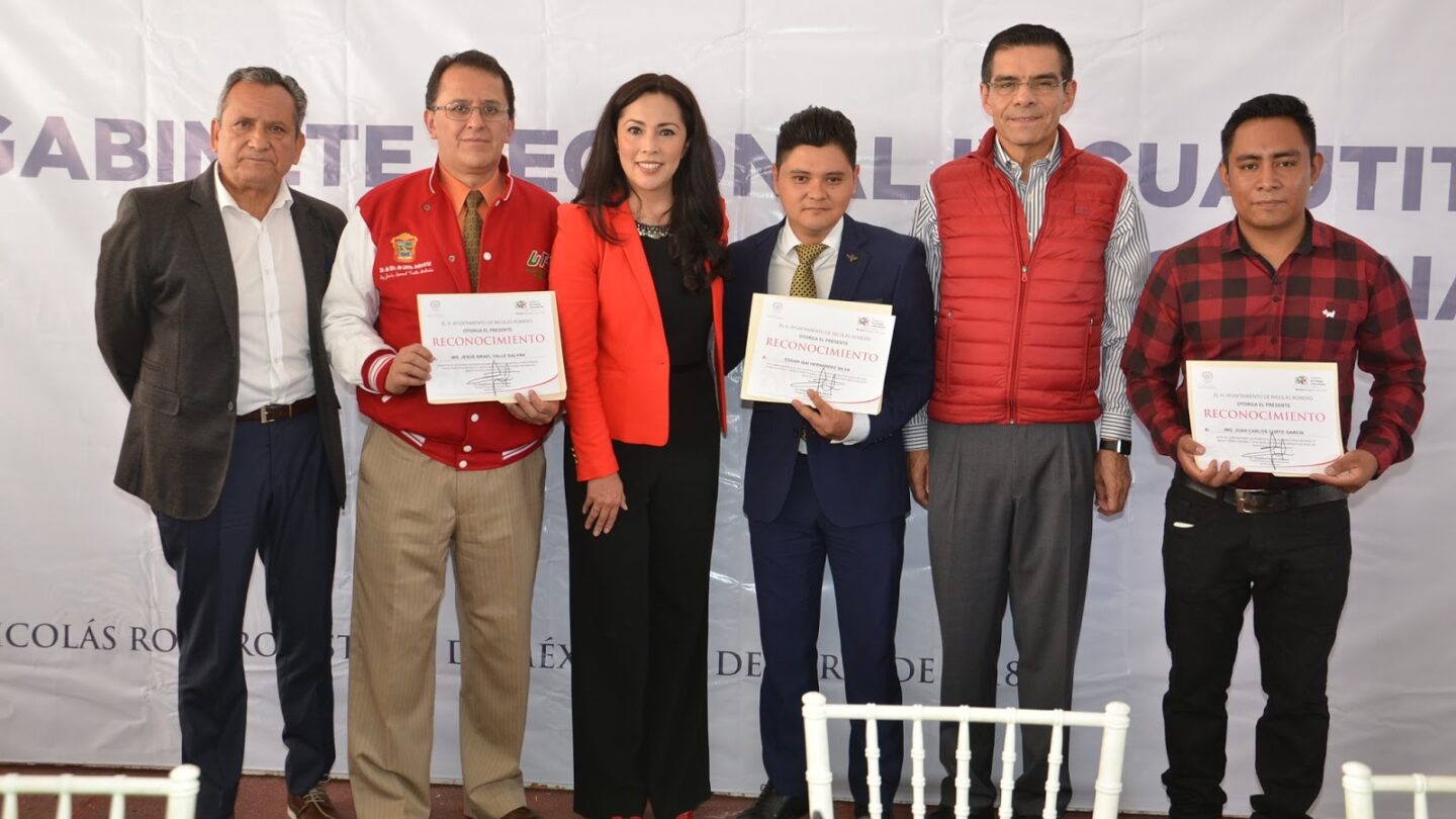 TRIUNFA ÉDGAR HERNÁNEZ EN TORNEO INTERNACIONAL DE ROBÓTICA |