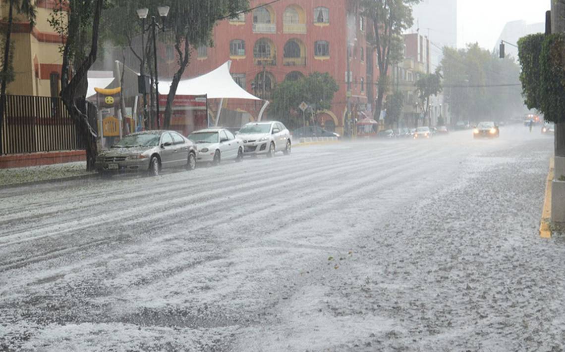 VIDEO: Llueve y graniza fuertemente en la Ciudad de México