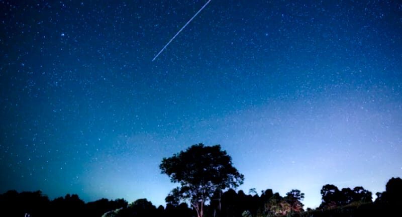 Maravíllate con la Lluvia de Meteoritos de Noviembre: Un Espectáculo Cósmico Imperdible para los Aficionados a la Astronomía