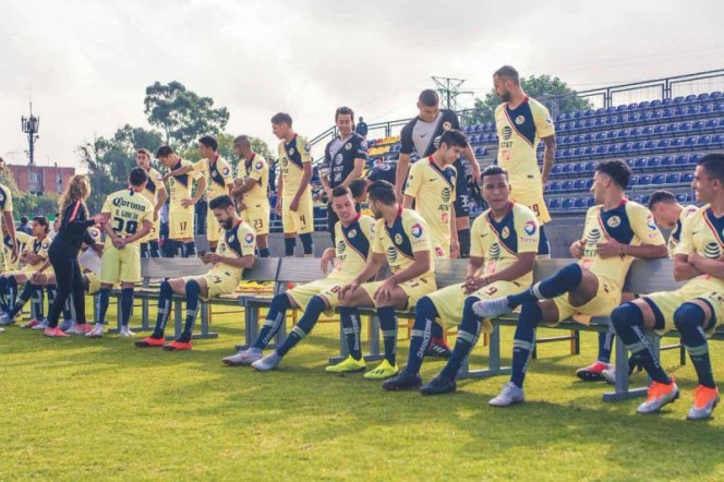 América deja fuera a Ménez de su foto oficial